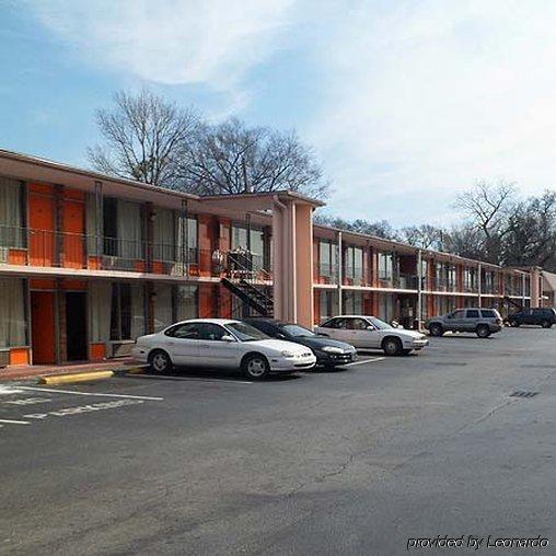 College Inn Спартанбург Екстер'єр фото